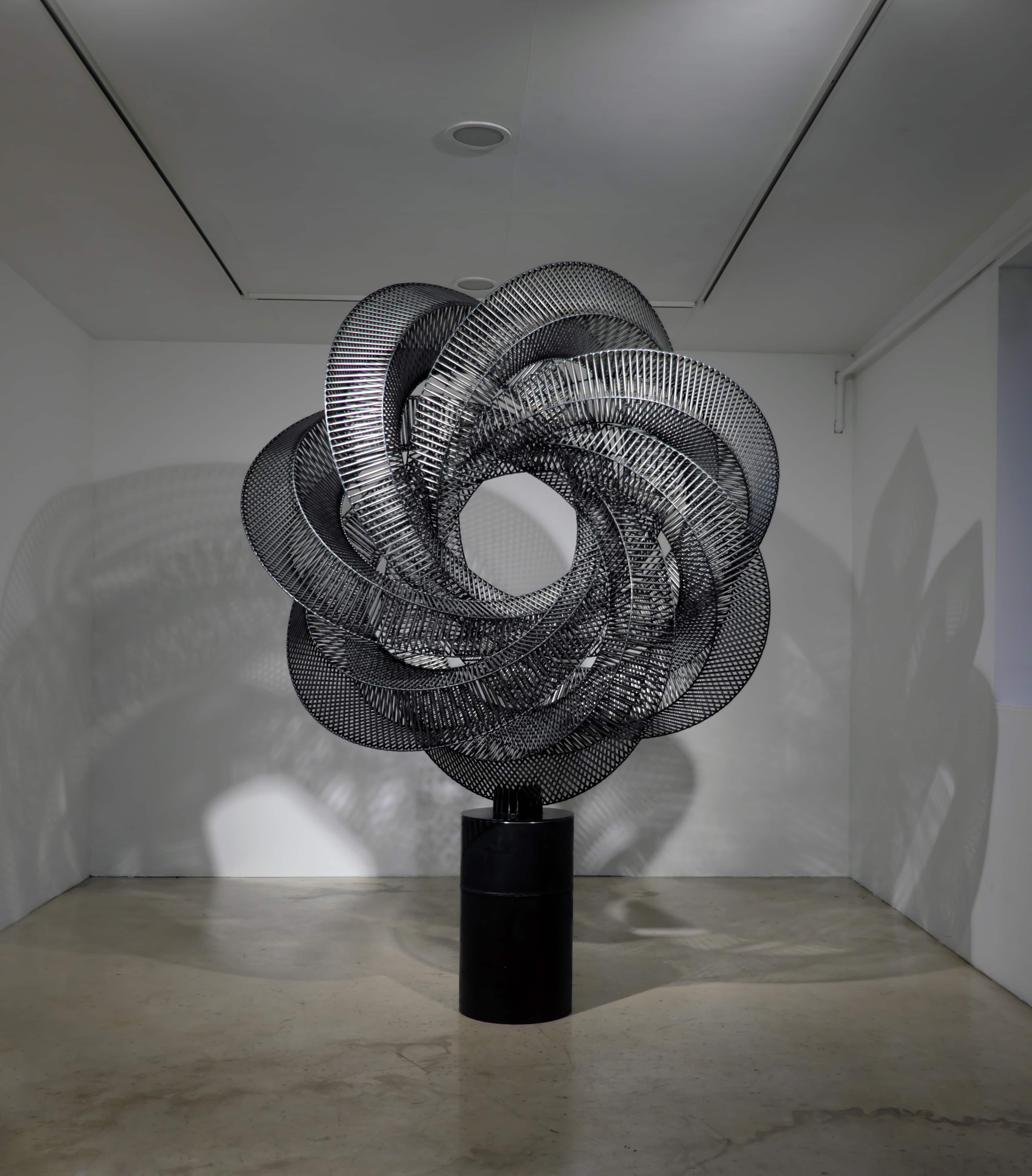 Knots_5, 7_150x150x70_Steel_2021.jpg